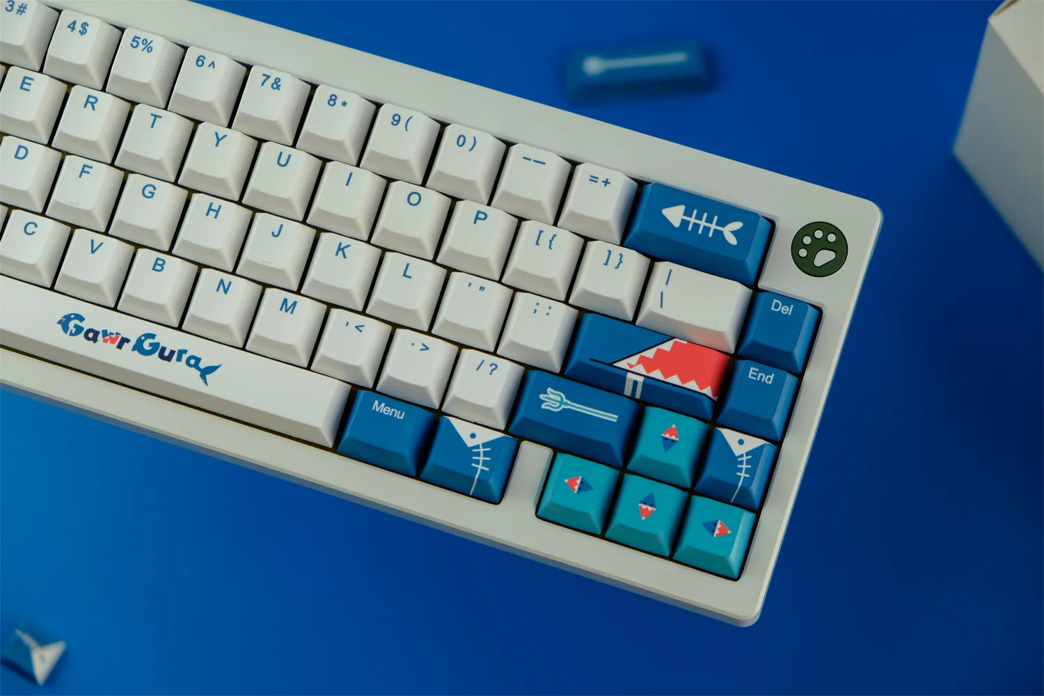 キーボード Gawr Gura GMK Keycap Set + Novelties Set Backlit Youtuber Gawr Gura Keycaps Set Shark Girl Blue - Keysium