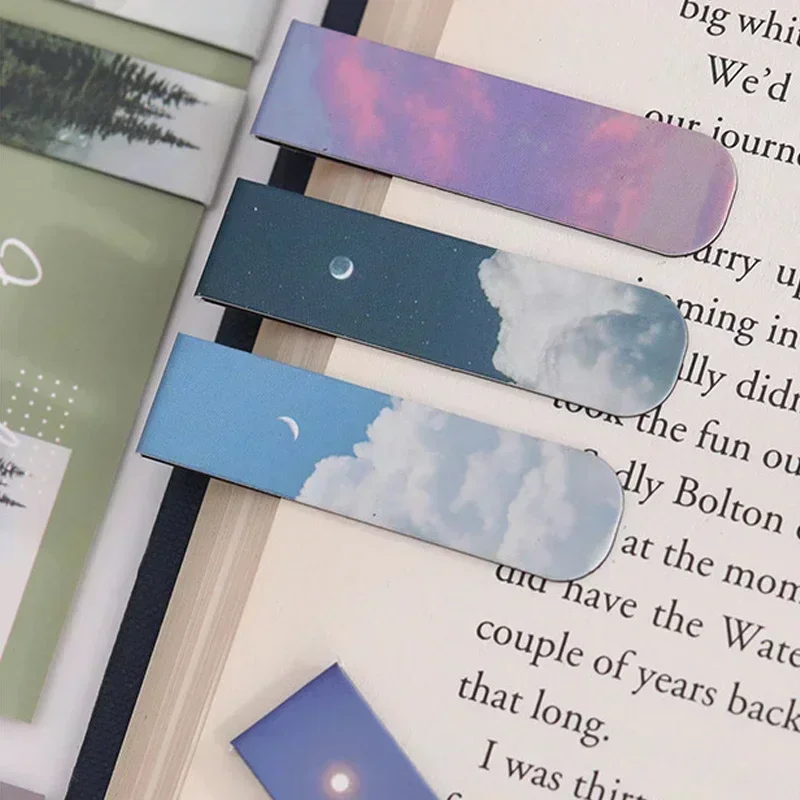 2pcs/set Fantasy Clouds Bookmarks Kawaii Magnetic Book Clips Reading Items Page Holder Korean Stationery Office Supplies magnetic bookmark bookmark page holder bookmarks stationery supplies