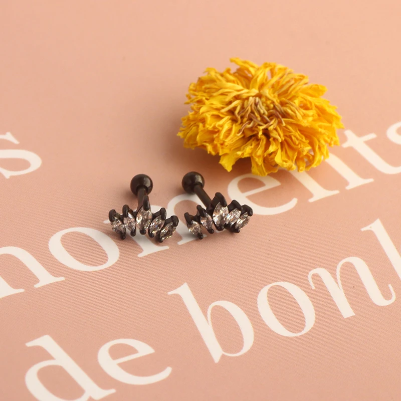 wholesales black cartialge tragus earrings stainless steel hot sales body piercings helix barbell conch daith earrings stud mix