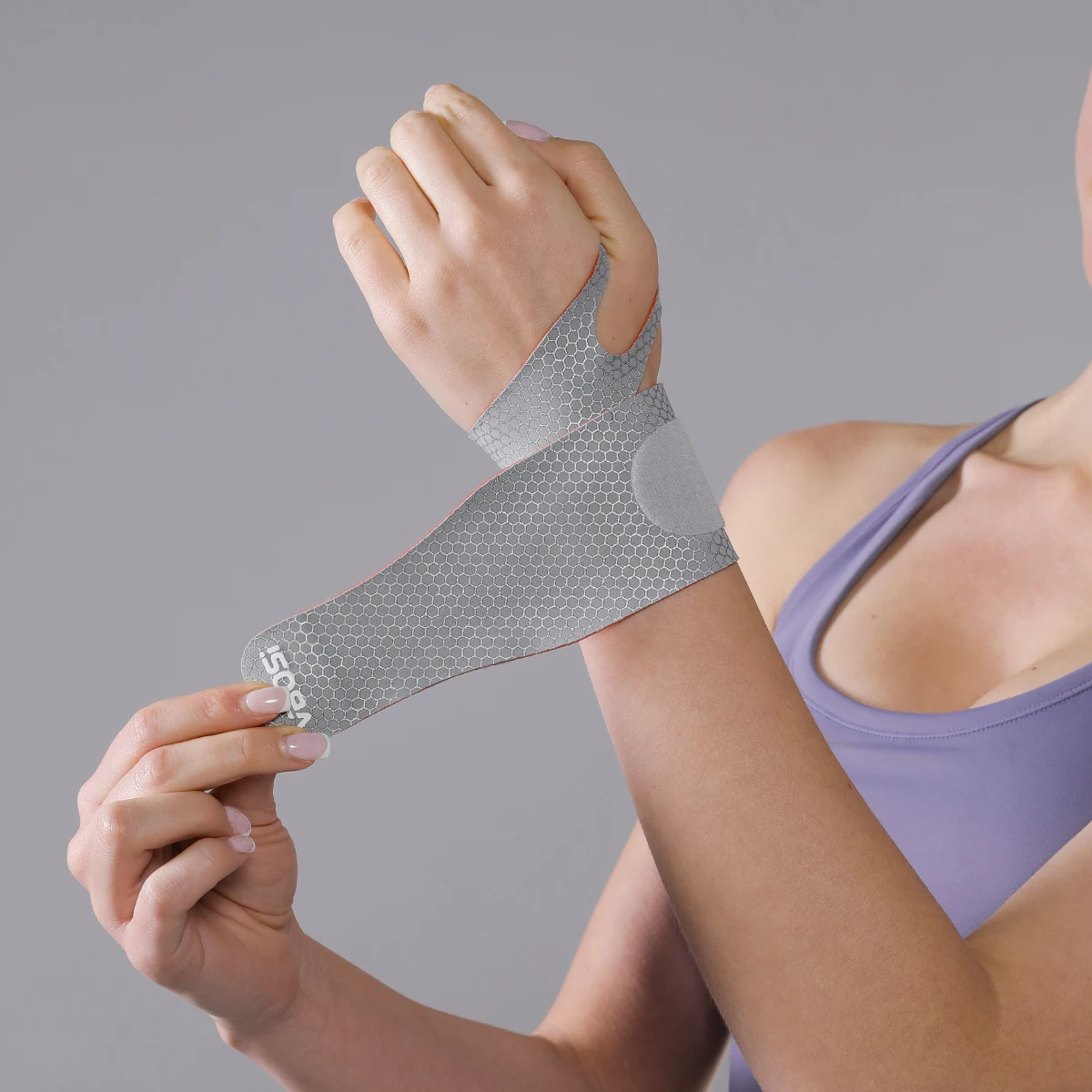 Lightweight Adjustable Wrist Support Wrap