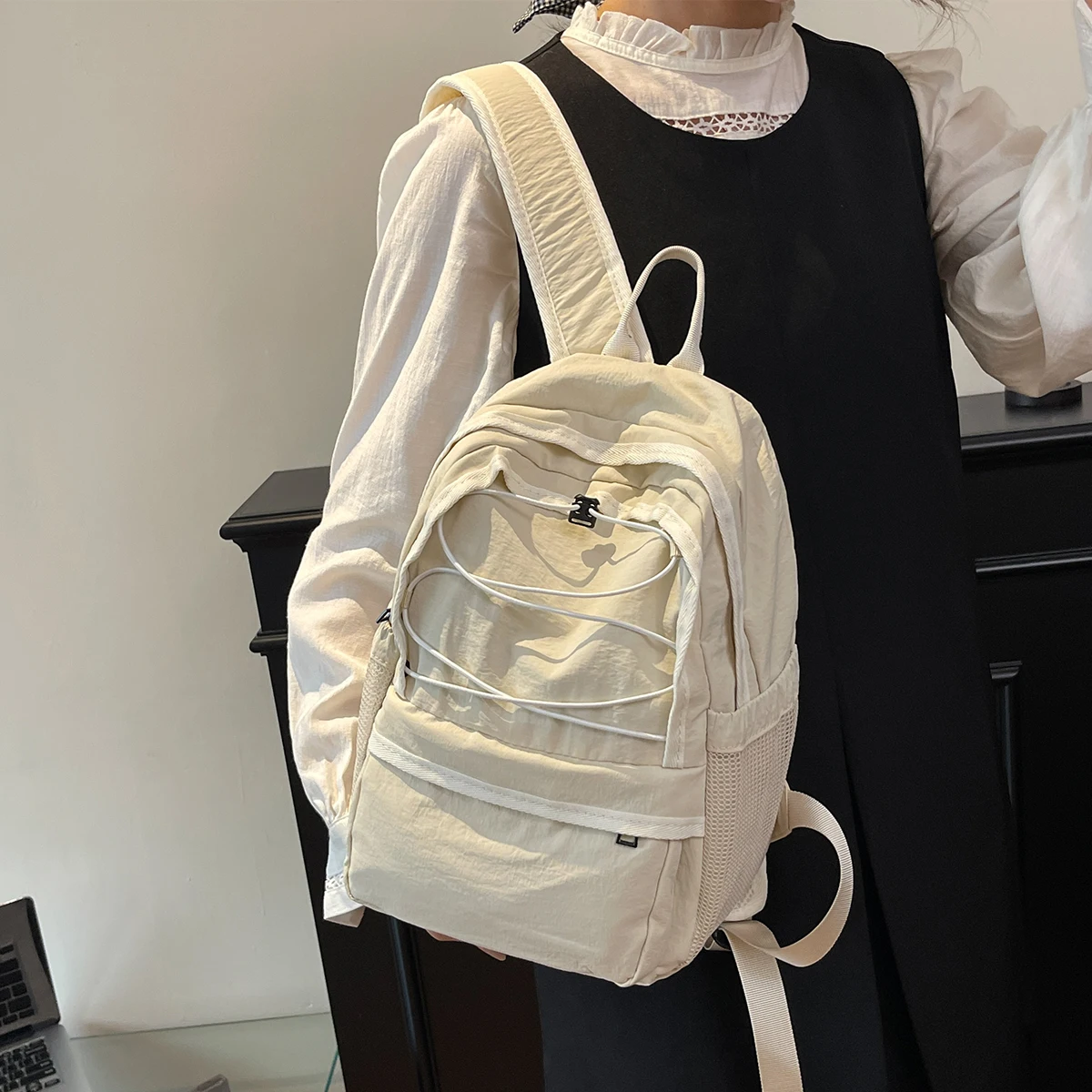 Outdoor Sports Backpack for Women 2025 New Hiking Backpack Ultra-Lightweight Small Mountaineering Bag Lightweight Student School Bag for Class Camping Style