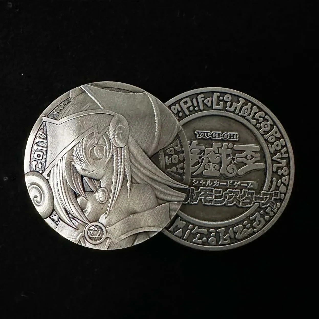 32 Style Yu-Gi-Oh! Commemorative Coins Dark Magician Girl Blue-Eyes White Dragon Red-Eyes Black Dragon Diy Game Anime Gift Toys