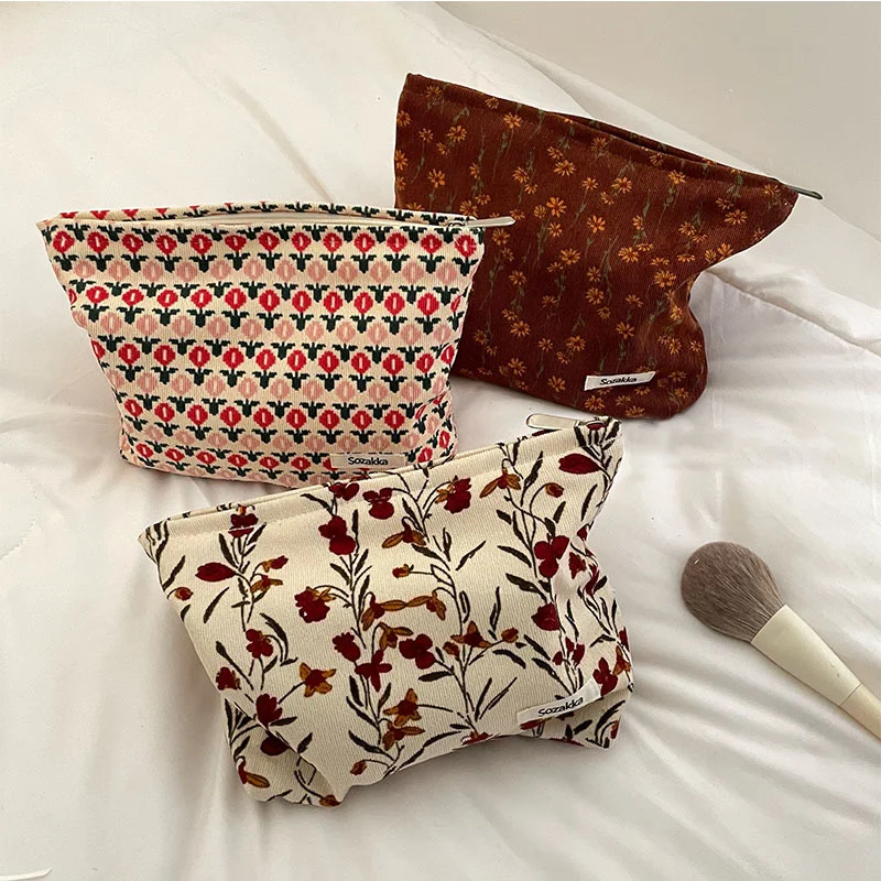 Travel Cosmetic Bag Beauty Storage Toiletry Bag Woman Toilet Wash Girl Corduroy Makeup Retro Flower Print Cosmetic Case