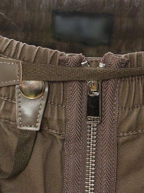 Cargo pants with pockets zipper in brown