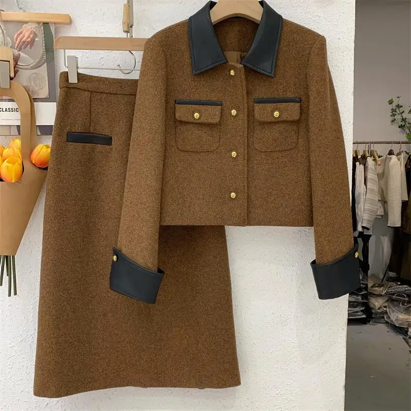 

Women's French Leather Patchwork Woolen Suit Half Skirt Set with Retro Contrasting Lapel Woolen Jacket Half Skirt Two-piece Set