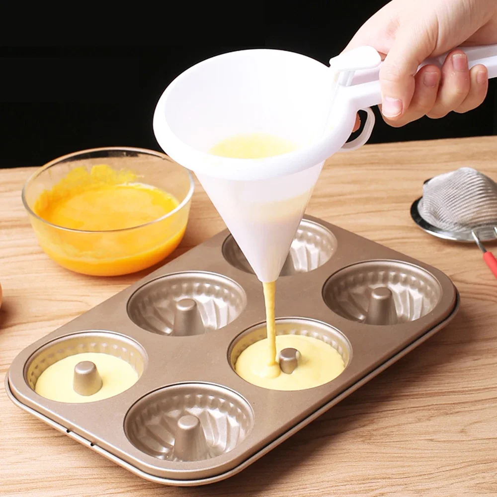 Pastry Tools Hand-held Batter Funnel Chocolate Pancake Cupcake Cookie Mold Cream Liquid Baking Dispenser Adjustable