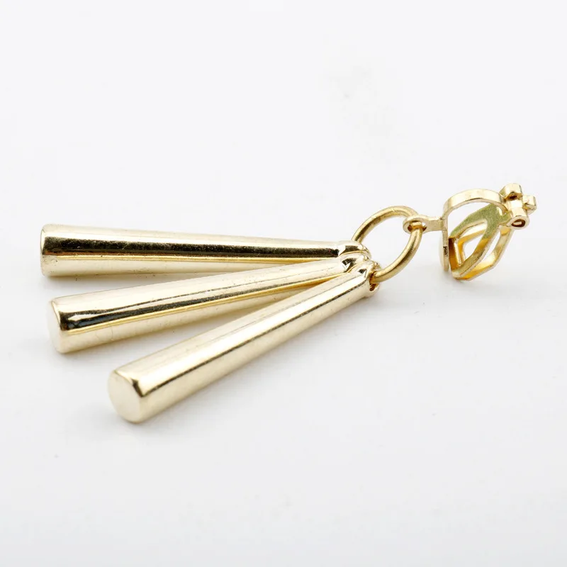One Piece Roronoa Zoro Golden Pendant Earrings Cosplay Props