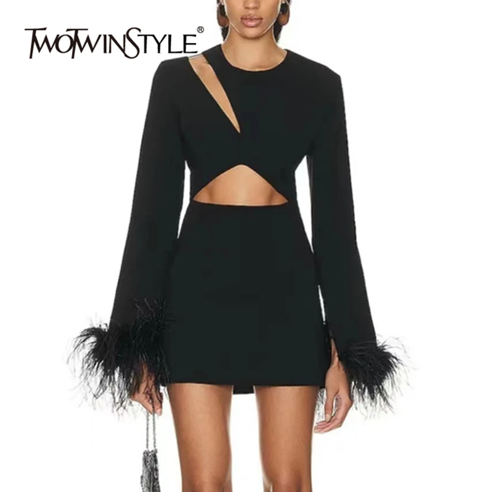 

TWOTWINSTYLE Formal Hollow Out Dress For Women O Neck Long Sleeve High Waist Spliced Feathers Chic Dresses Female New KDR506070