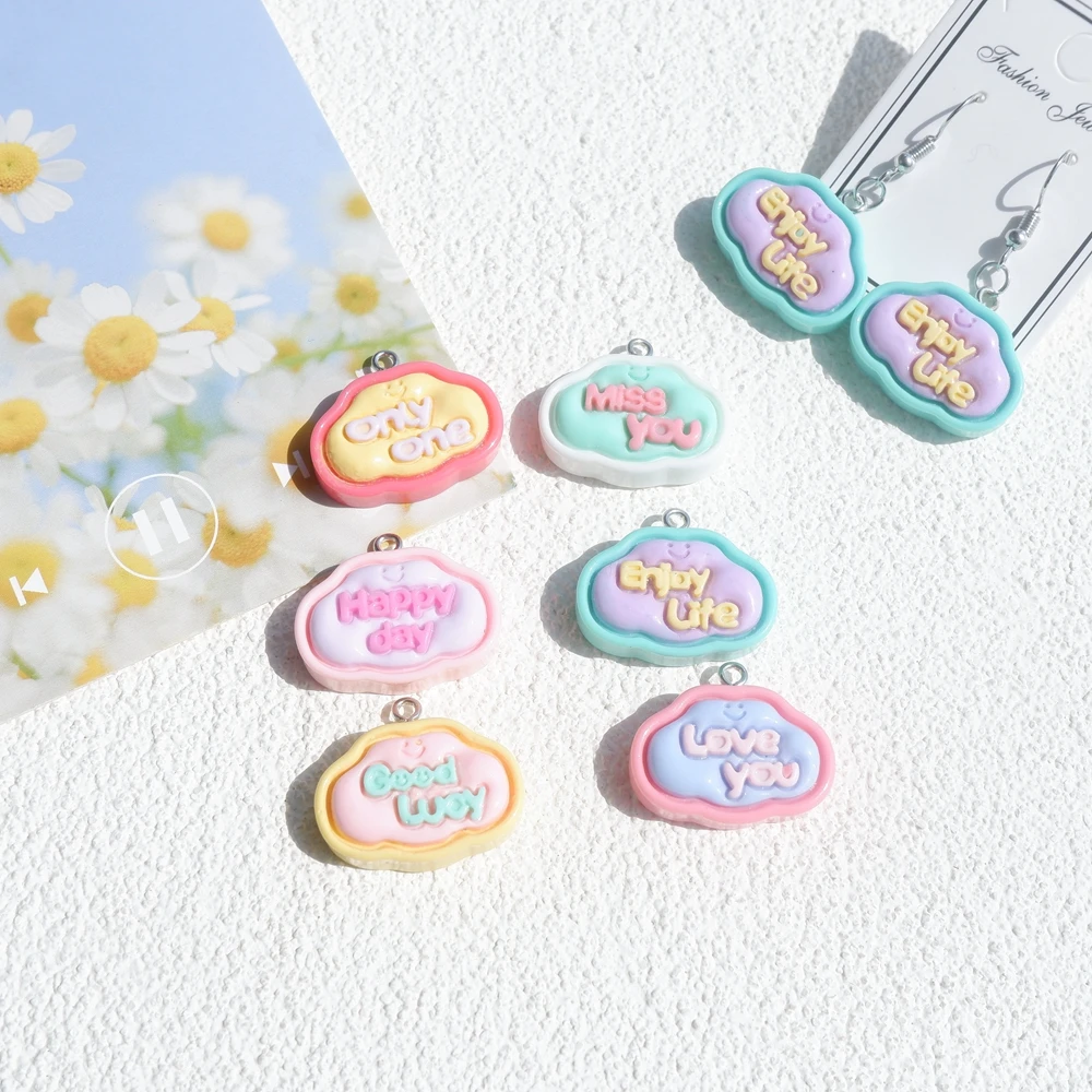 10 Stück niedliche Buchstaben-Charms für die Schmuckherstellung, DIY-Ohrring, Armband, Anhänger, Zubehör, Großhandel, Bulk