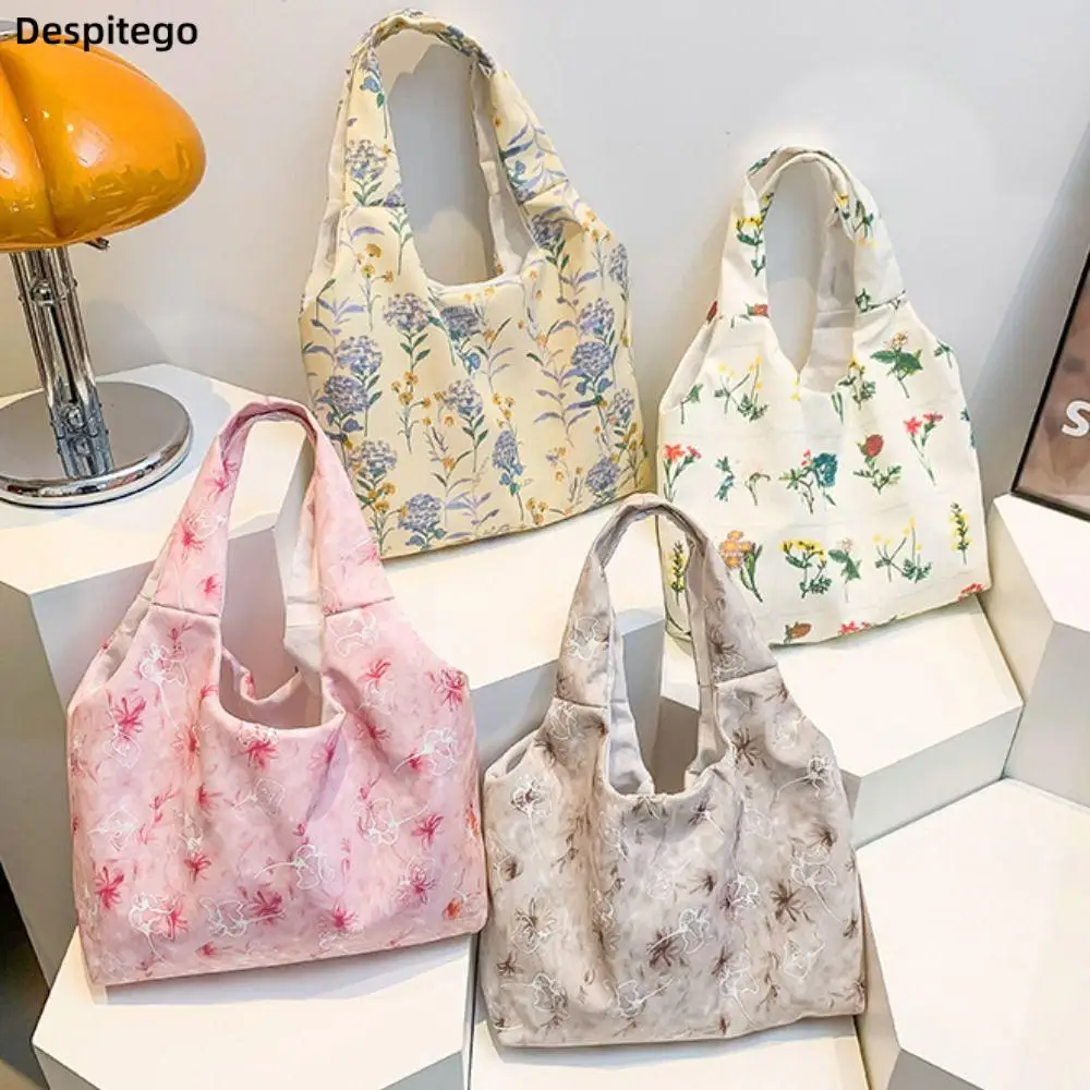 

Pastoral Style Large Capacity Printing Handbag Temperament Women's Shoulder Bag