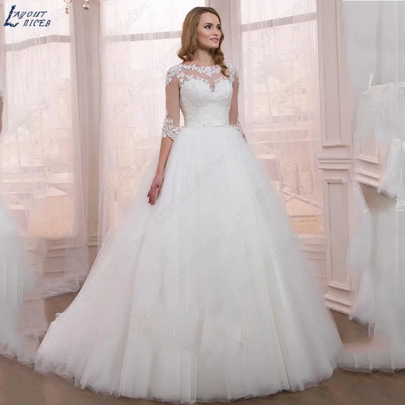 

Женское свадебное платье с кружевной аппликацией, коротким рукавом и круглым вырезом