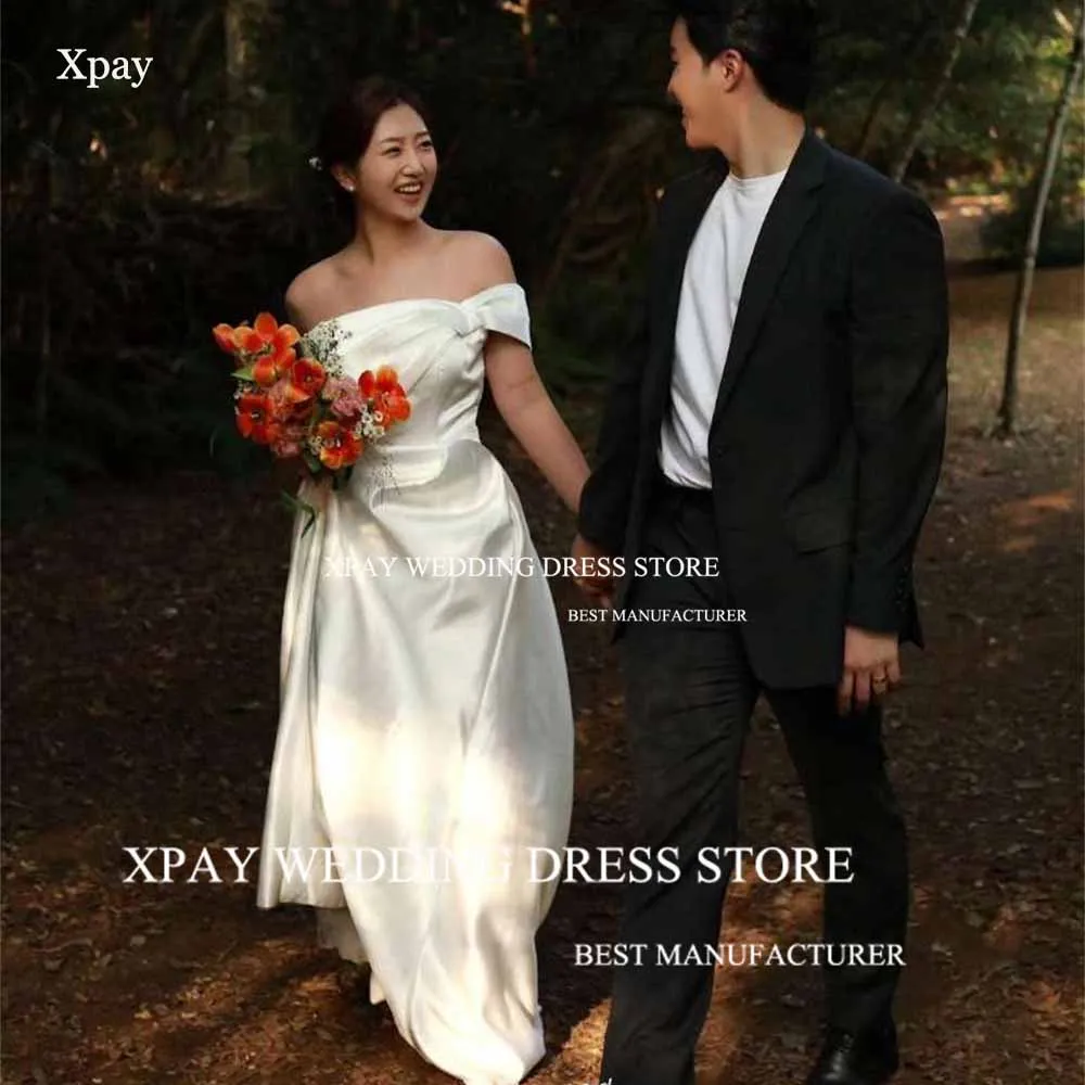 

XPAY Off The Shoulder A Line Korea Wedding Dresses Sleeveless Pleats Satin Bridal Gown Corset Backless Bride Dress Photo Shoot