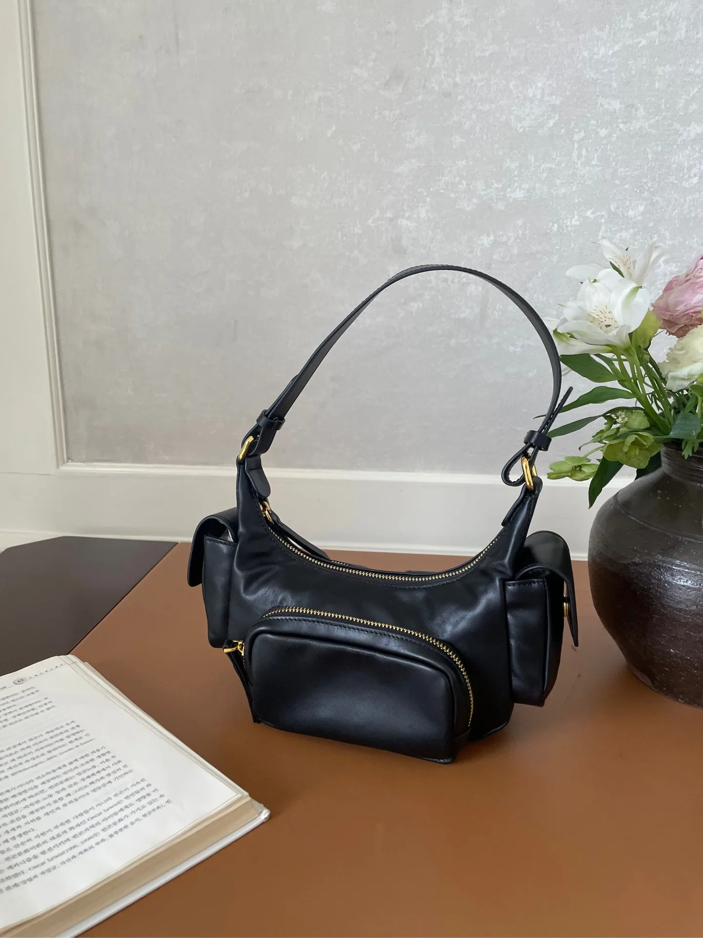 Maxdutti Minimalist Fashion Bag Women Ggenuine Leather Bag Single Shoulder Underarm Bag Handmade Motorcycle Cowhide Bag