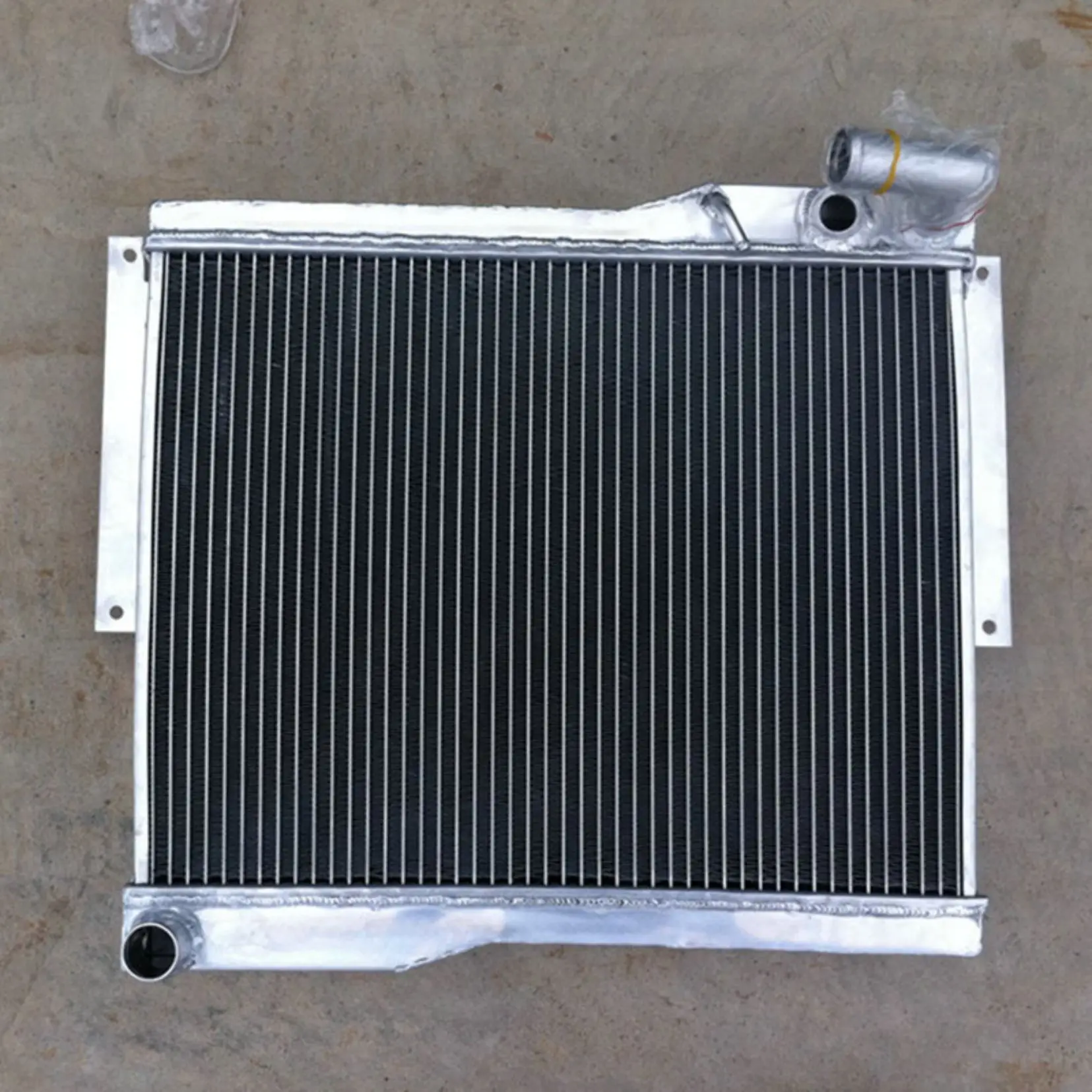 

2 Row Aluminum Radiator For 1977-1980 MG MGB GT / ROADSTER 1.8L ENGINE