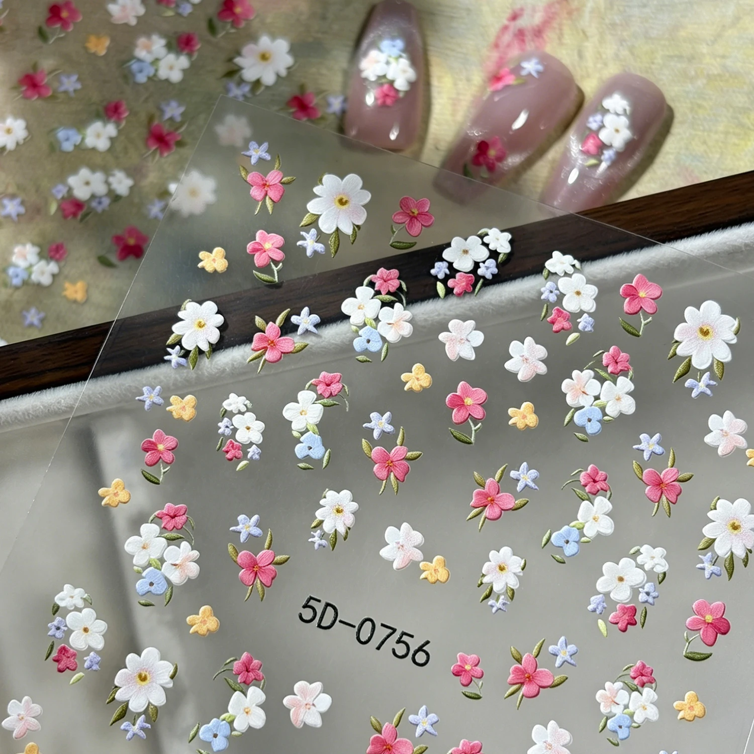 1pcs 5D 핑크 화이트 미니 꽃 네일 스티커 봄 여름 피는 꽃 네일 데칼 8*10cm 자체 접착 네일 장식