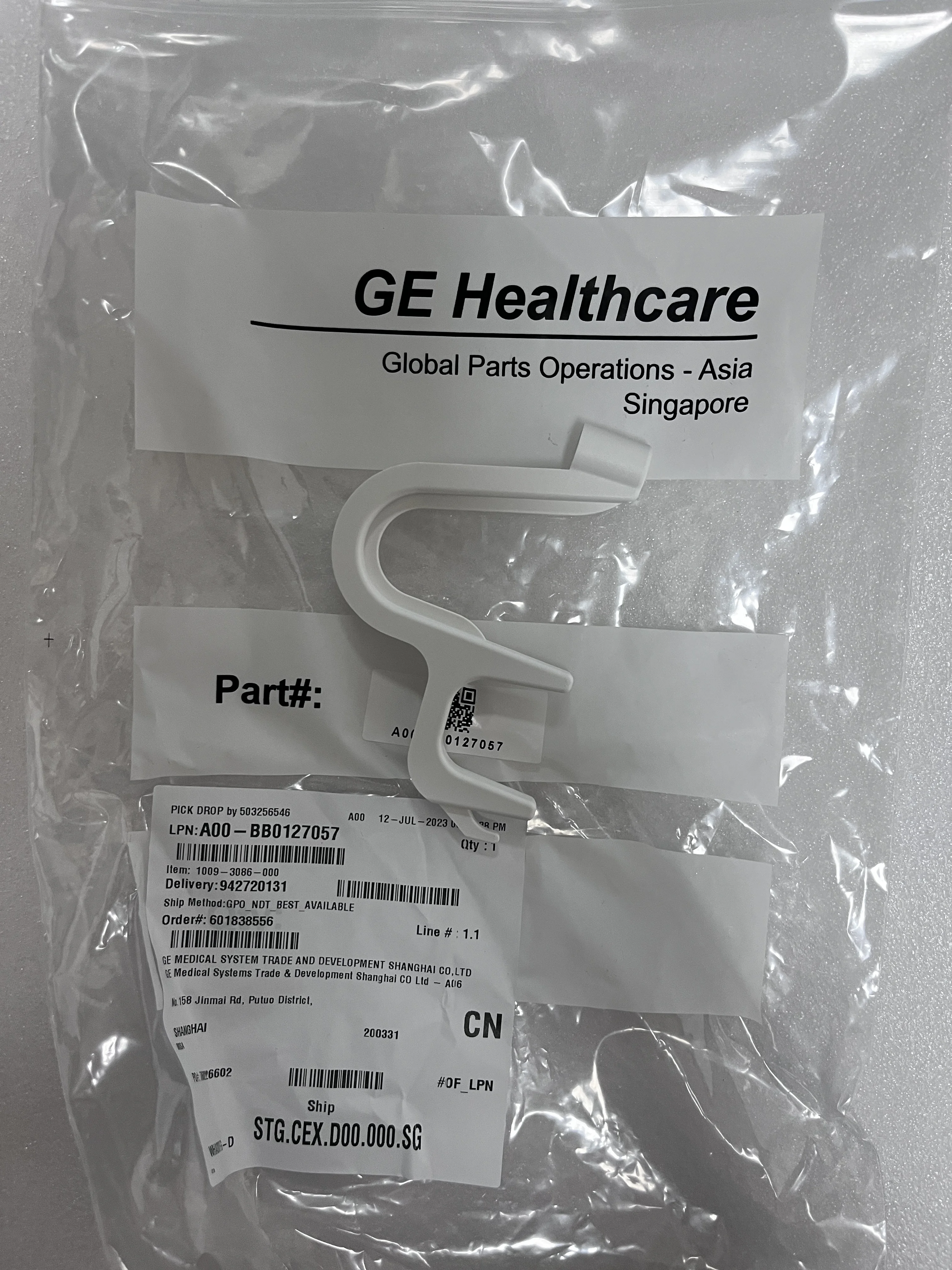 

Крючок p/n:1009-3086-000 для GE, новый оригинальный