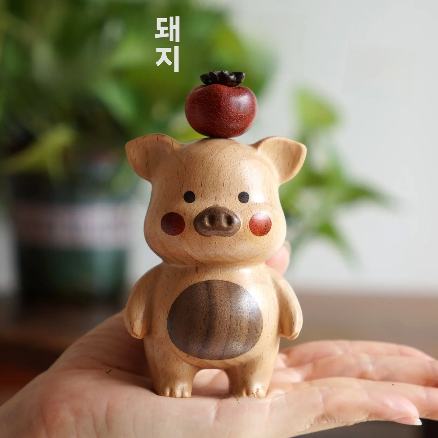 행운의 돼지 나무 장식품 귀여운 데스크탑 장식품 예술적인 스타일 동물 모양 홈..
