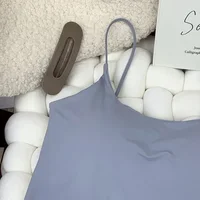 Soutien-gorge d'été Sexy pour femmes, haut court en soie glacée, bustier tubulaire sans couture, sous-vêtements Camisole, mode coréenne, gilet Bralette rembourré solide, 2024 5