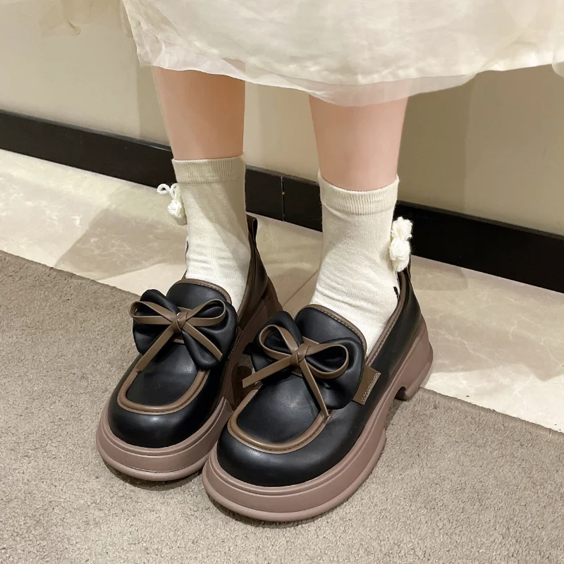 

Женские лоферы с толстой подошвой и бантом, 2023 Новые весенне-осенние универсальные маленькие кожаные туфли в британском стиле для женщин