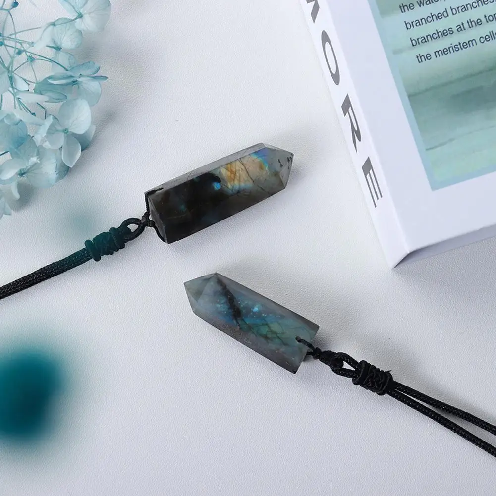 1Pc Stone Energy Amuleto Ciondolo Labradorite Crystal Columns Ciondolo In Pietra Grezza A Punta Singola Per La Meditazione Curativa Perfetta