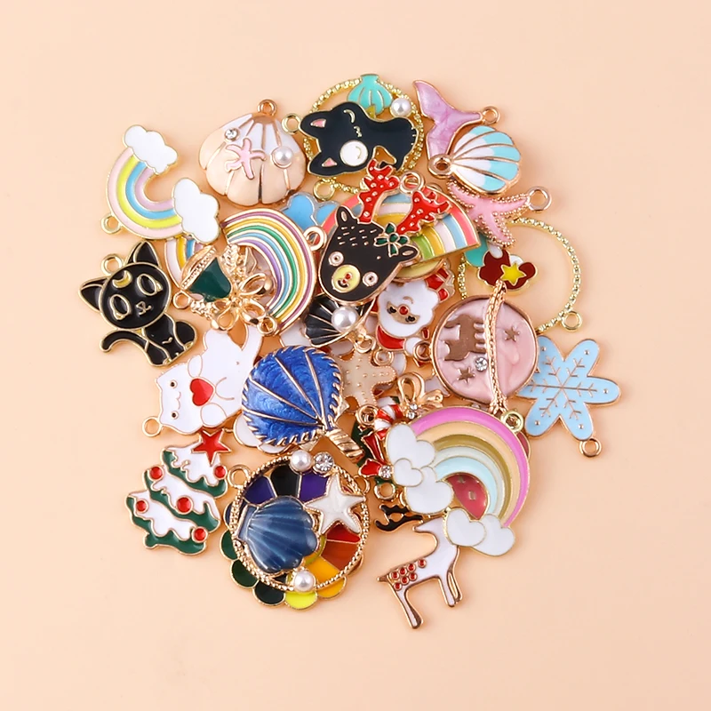 Leslie Bestseller Gemischte Niedliche Herz-Tier-Anhänger Blumen-Obst-Regenbogen-Charms für DIY-Schmuckherstellung Mehr als 5000 Stile Zufällig – Detail 4
