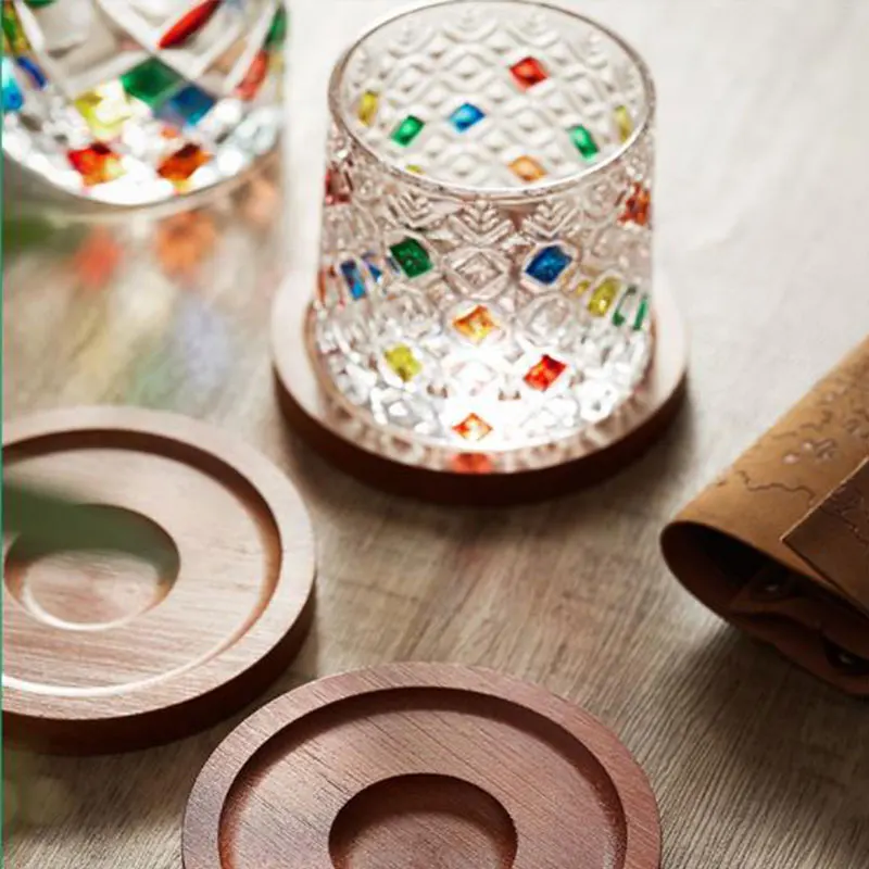 Rotating Crystal Whiskey Glasses With Wooden Coaster Tray Colored Glass Cup High Appearance Colored Stress Relief Glass Cup