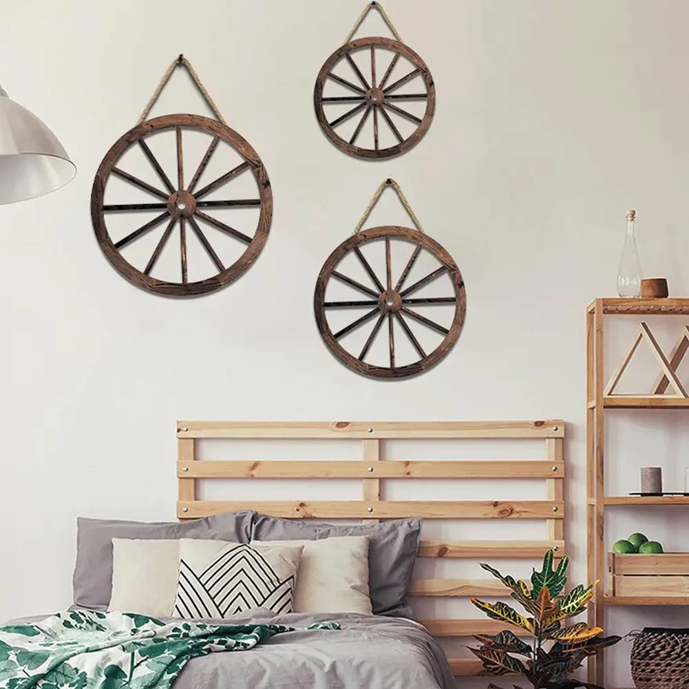 

3pcs Wooden Industrial Style Wheel Wall Decoration 3 Sizes Vintage Wooden Hanging Wall Decor For Home Bar