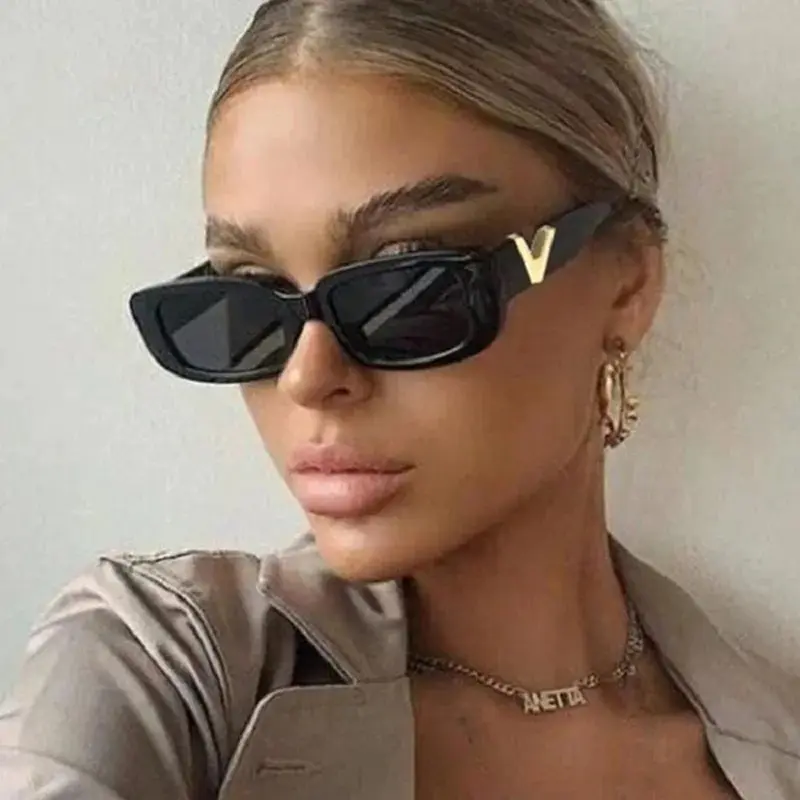Chic Retro Small Frame Women's Sunglasses - 2023 Edition