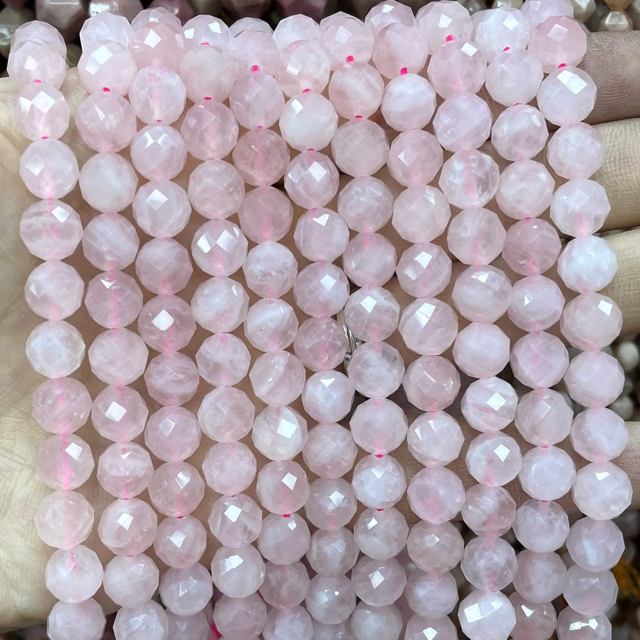 OLYCRAFT 40-42pz Perline di Quarzo Rosa Naturale A Forma di Cuore 10-11mm Perline di Quarzo Rosa Foro 1mm Perlina di Pietre Preziose per Bracciali