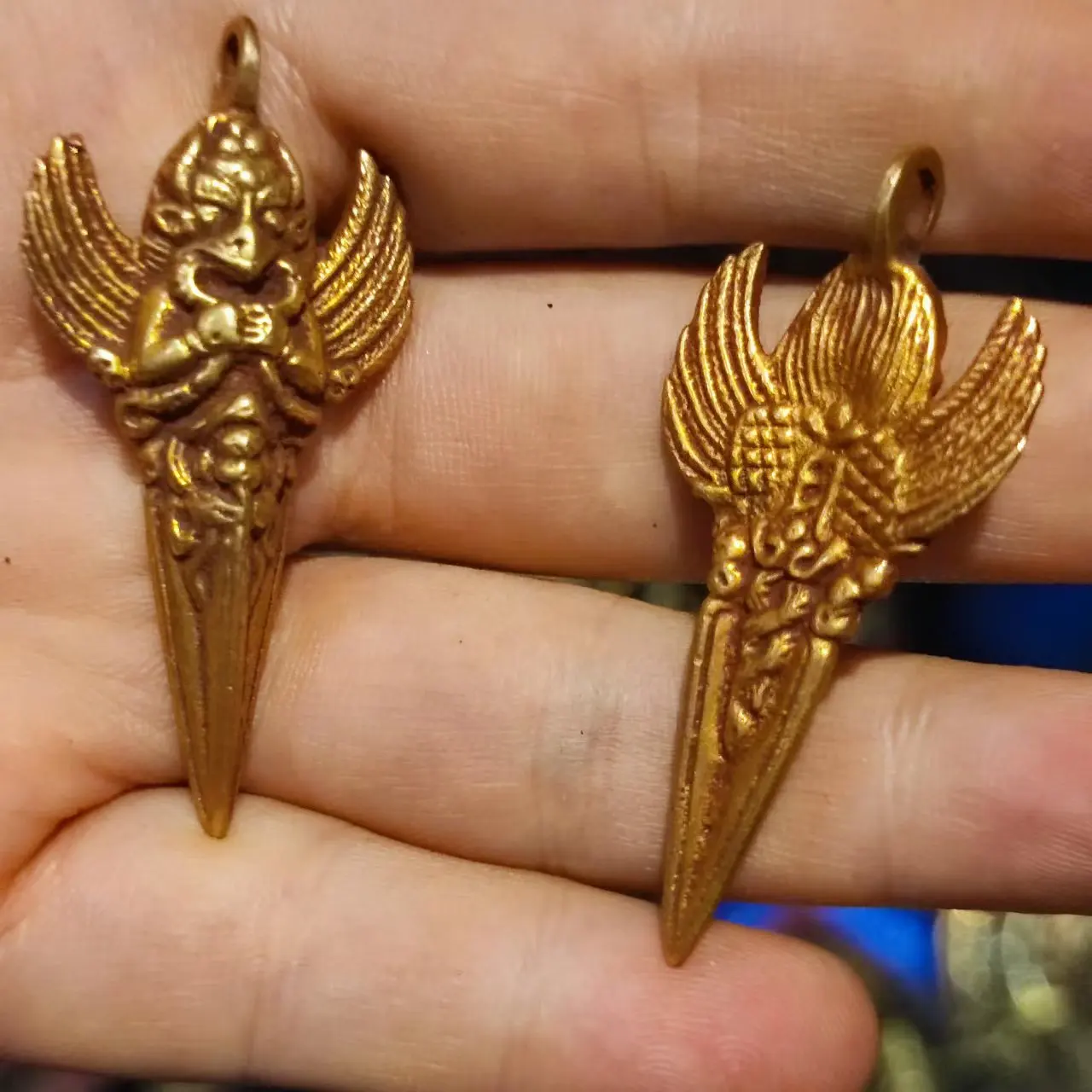 

1pcs/lot Tibetan National Characteristic Amulet Brass Gilt Dapeng Bird Pendant Buddhism wisdom subdue demons jewelry folk-custom