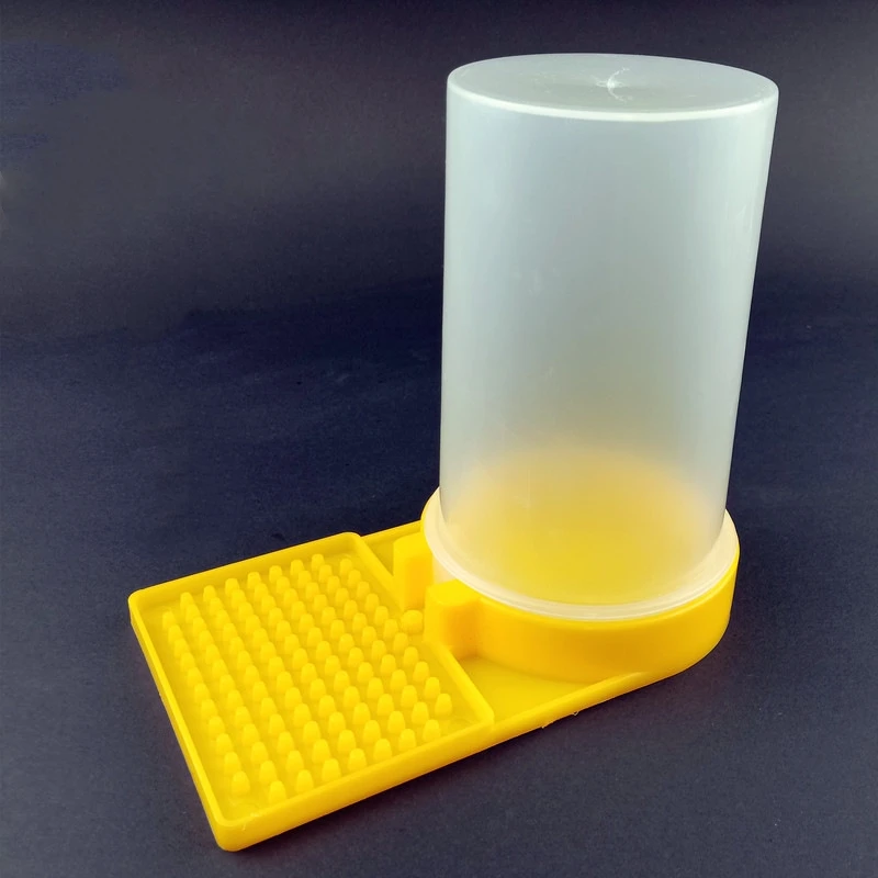 Description Picture 3 of itemBee Drinking Water Waterer Feeder Beekeeping Honey Bee Feeders Watering Bees Tools Supplies Feeding Plastic Bee Drinker Tool