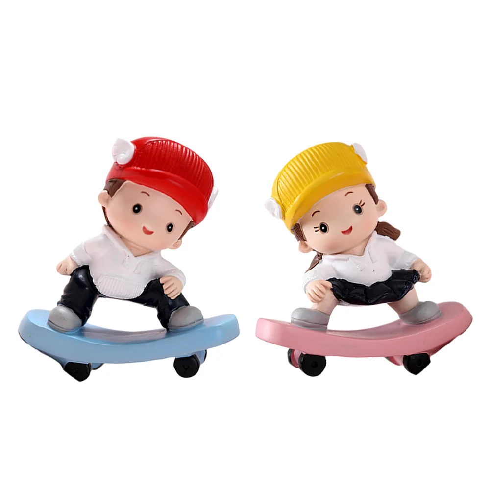 

2 Pcs Car Crafts Cake Decoration Models Ornaments Topper Hat Cartoon Girl Figure Resin Pick