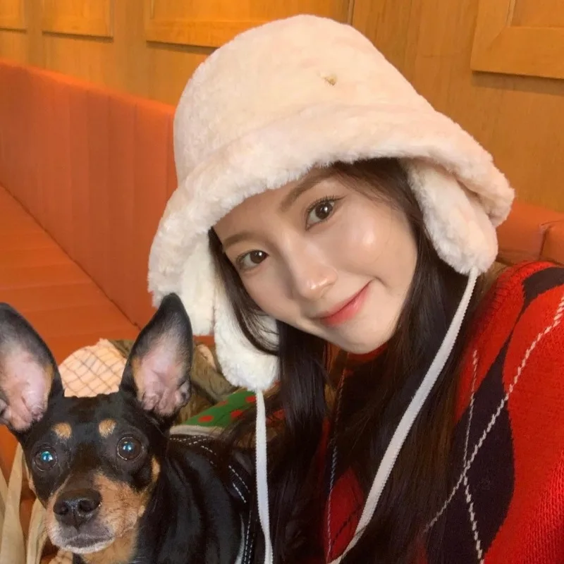 

Корейская металлическая плюшевая шляпа с защитой для ушей, кружевная Панама с защитой от ветра, женская зимняя теплая непродуваемая шляпа для езды на улице, маленькая шляпа для отдыха Kpop