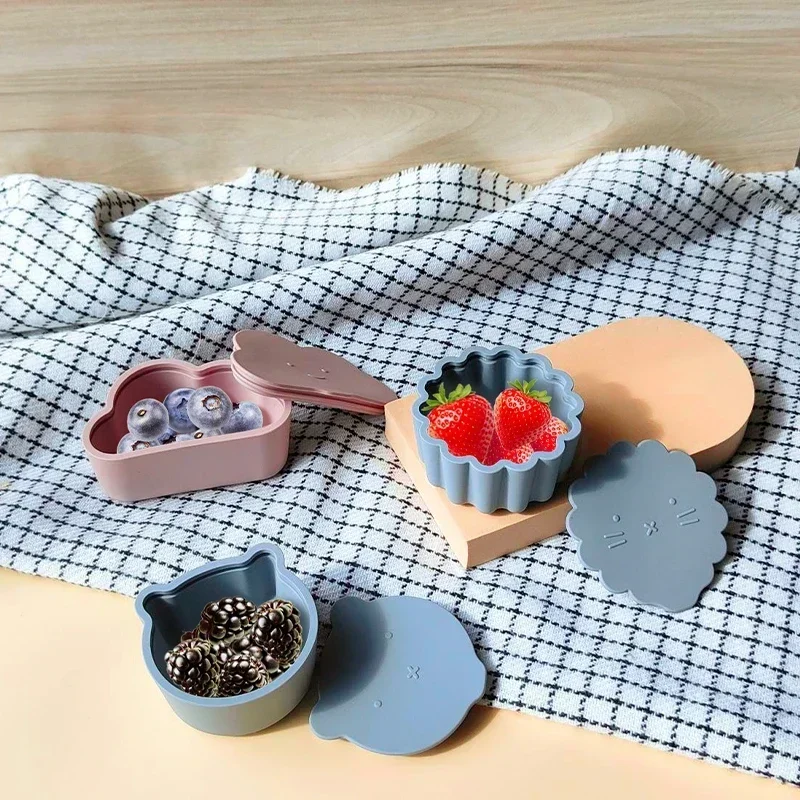 100% Food Grade Silicone Animal Pattern Feeding Box with Lid BPA Free Soft Baby Silicone Food Storage Box 2