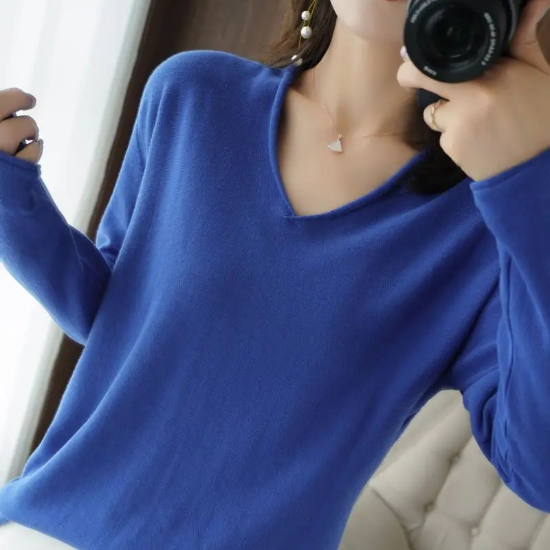 

2024Women's Spring and Autumn New Fashion Elegant Solid V-neck Pullover Hooded Casual Versatile Long Sleeve Loose Knitted Top