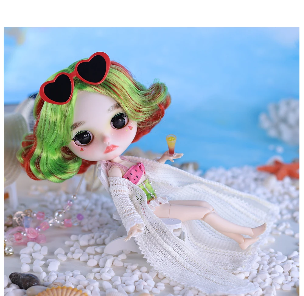 Neo Blythe Doll Bikini with Robe, Hat, Glasses & Swimming Ring 3