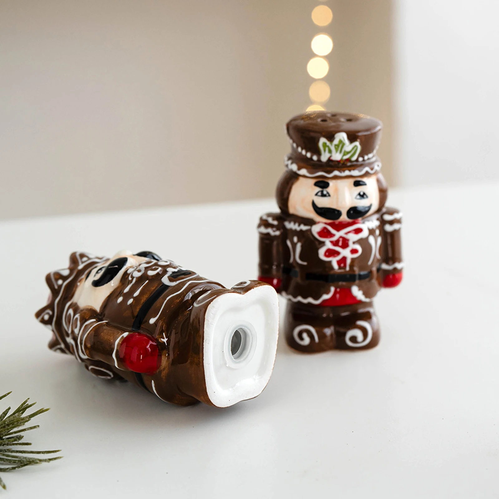 Nutcracker Figurine Creative Crafts Ceramic Christmas Salt and Pepper Shaker Spice Bottle Home Decoration