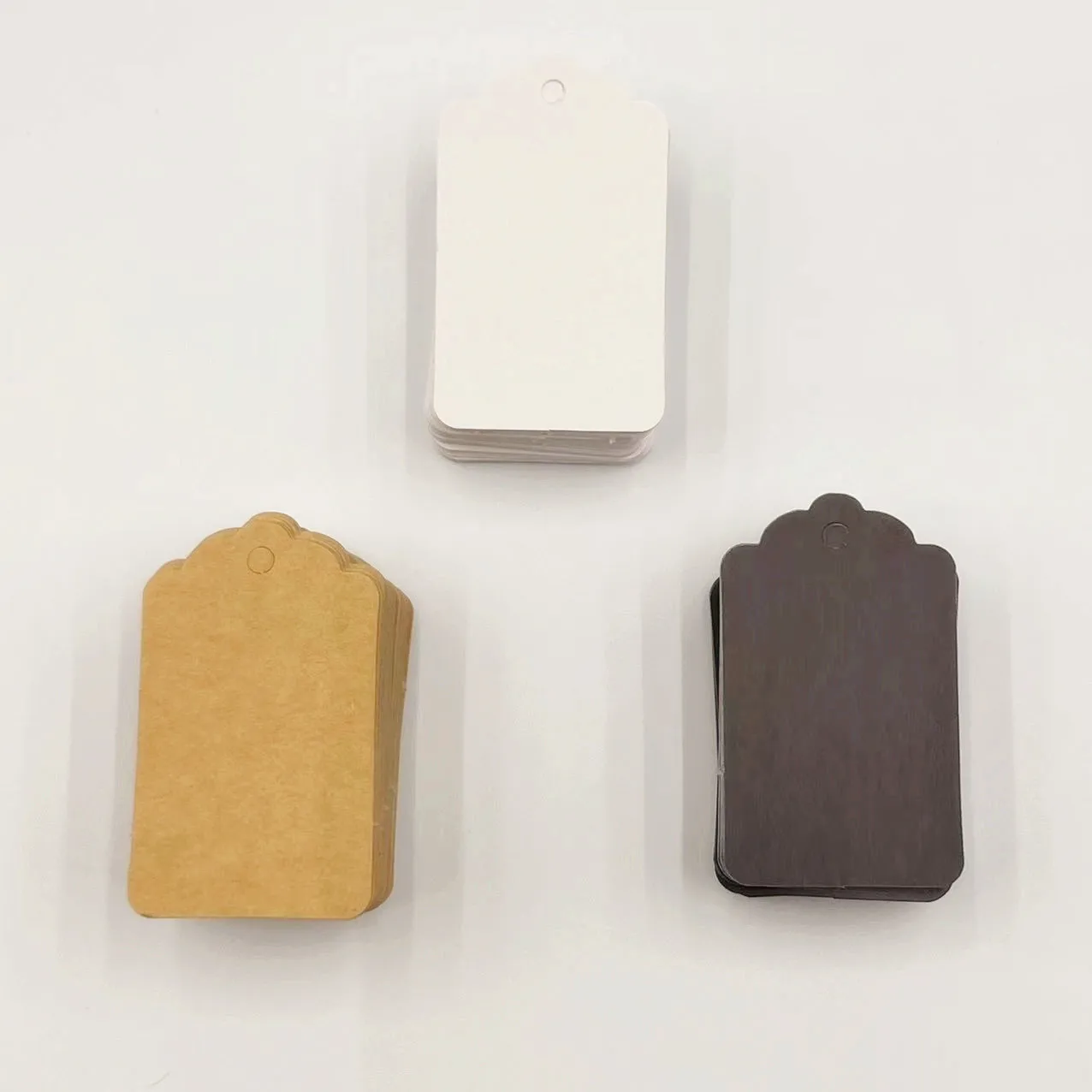 Kraft Paper Tags 100pcs with Strings Handmade Hang Tags For Candy/Gift/Cookies Display Packing Label Card