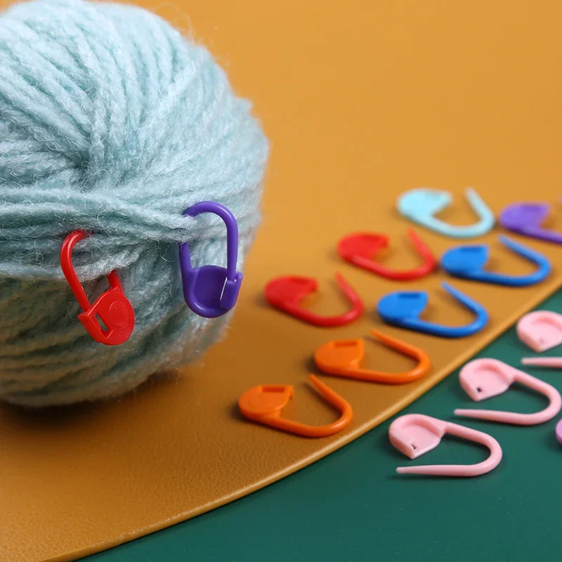 Craft Markers 100 Pcs/Pack Mini Locking Stitch Markers Crafting