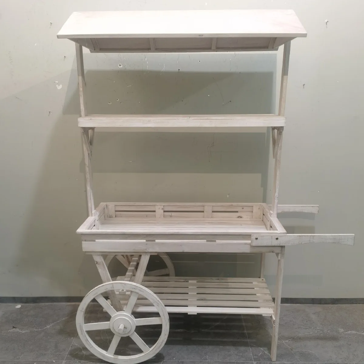 Place A Stall for Sale Float Trolley Flower Room Window Shelf Display Flower Stand Old Ornament