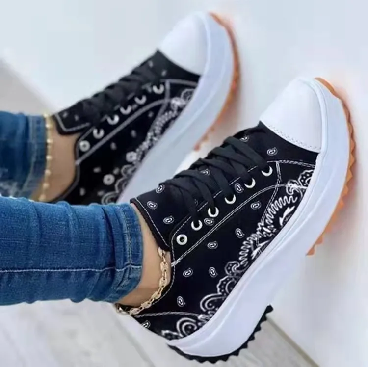 New Low-top Casual Lace-up Round Toe Solid Canvas Flat Shoes