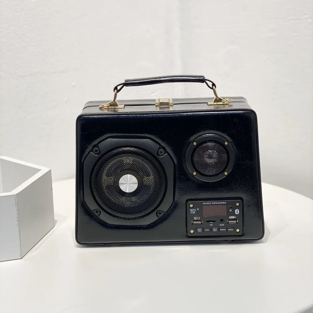 

Internet Celebrity 2022 New Trendy Grace Noble and Generous Handbag Retro FM Radio Tape Recorder All-Match Women Messenger Bag