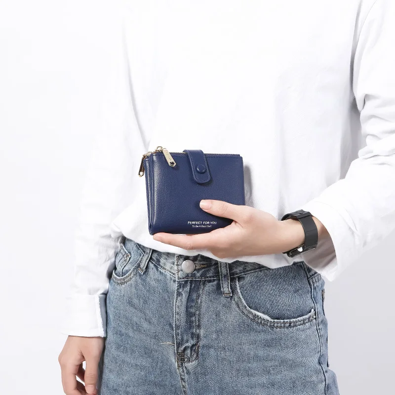 

Women's short button card bag Zipper soft leather purse