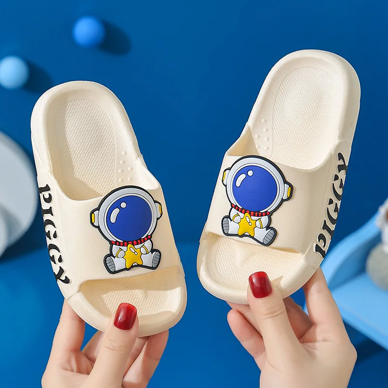 Kids Space Astronaut PVC Slippers Boys Beach Sandals Girls Home Slippers Big Childrens Hole Shoes Baby Garden Shoes Soft Summer