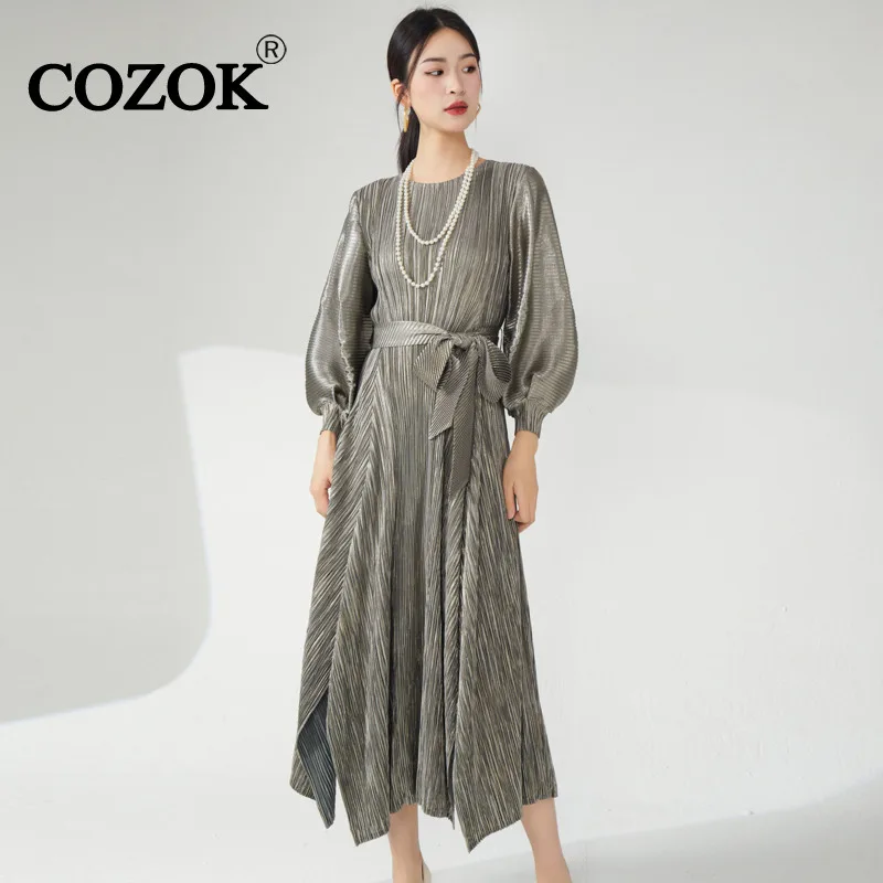 

COZOK Solid Color Round Neck Dress Large Temperament Women's Lantern Sleeves Loose Lacing Elegant Pleated Dresses WT908