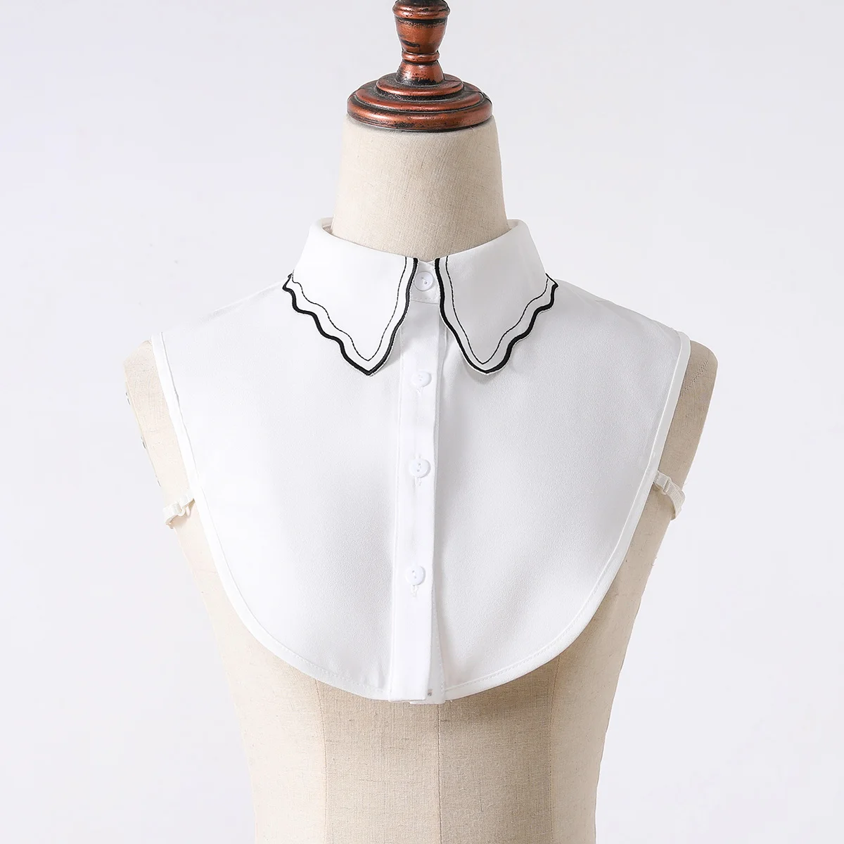 Women&rsquo;s Fashion Embroidered Chiffon Fake Collar with Black Edge Wave Embroidered Collar Paired with Sweater Shirt Versatile Coll fake collar detachable collar shawl