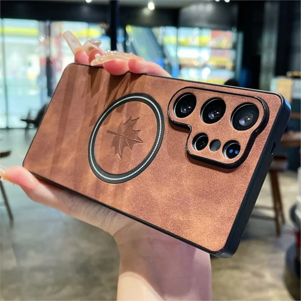 Vintage Leather Magsafe Compatible Phone Case