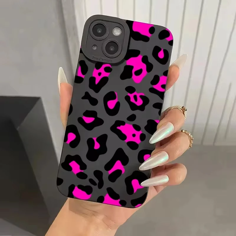 Chic Brown Leopard Pattern Phone Case - Stylish Protective Cover