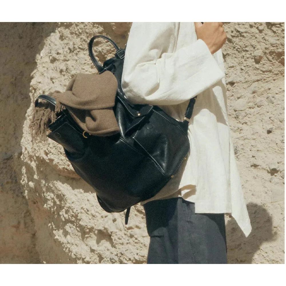 Unisex Leather Backpack Vegetable Tanned Leather Handbag_voghion.com