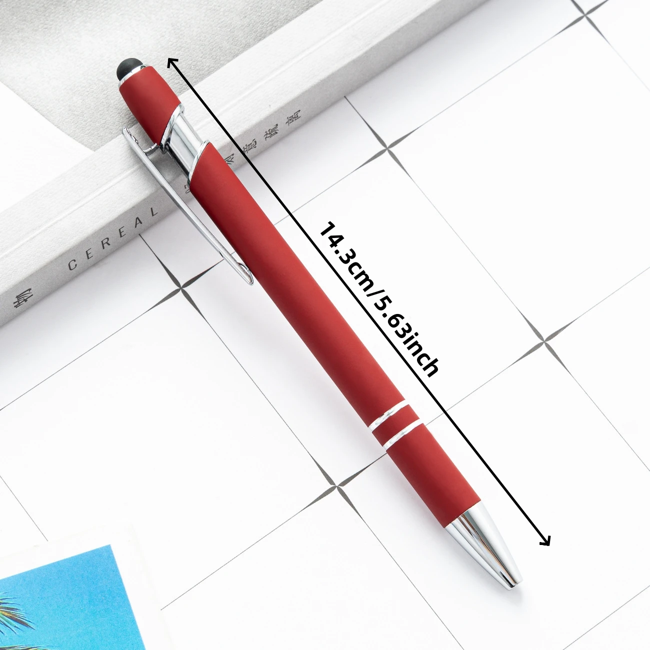 オレンジ、レッド、ブルー、イエローのグラデーションシリーズラバー